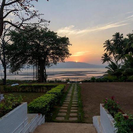 Saffronstays Little Paradise, Murud エクステリア 写真